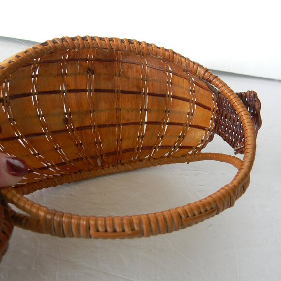 SMALL WICKER/STRAW GOOSE/DUCK BASKET FARMHOUSE COUNTRY - Picture 8 of 8